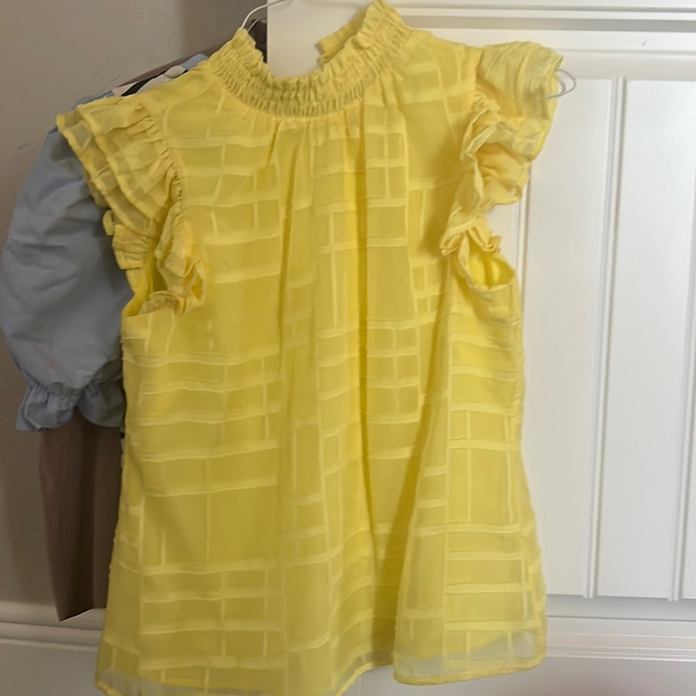 SOLD-Yellow ruffle shoulder top